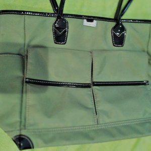 KENNNETH COLE REACTION NYLON HANDBAG